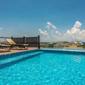 https://torre-42-playa-del-carmen-by-lockey.allrivieramayahotels.com